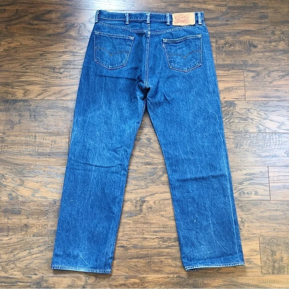 Levi’s • 501 Original Shrink To Fit jeans mid rise straight leg rigid denim